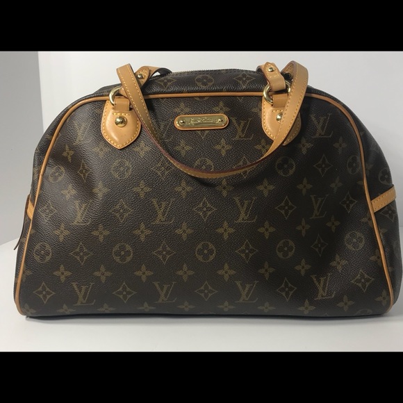 Meet your Posher, Buffy Gaither - Picture 5 of 10